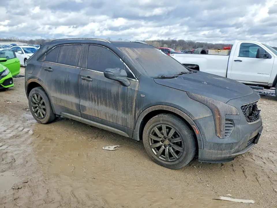 2022 CADILLAC XT4 PREMIUM LUXURY  