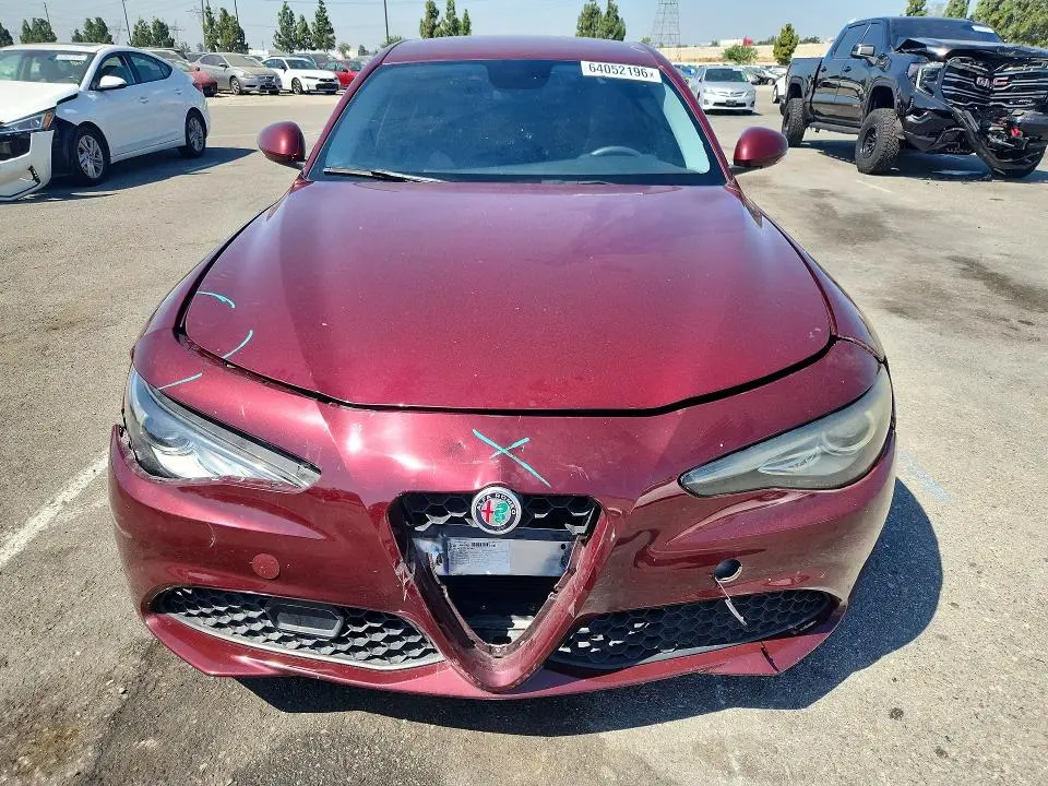 2017 ALFA ROMEO GIULIA   