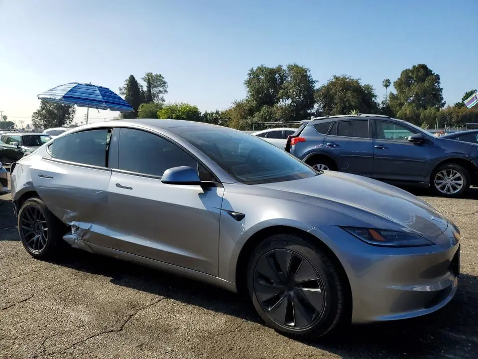 2025 TESLA MODEL 3   