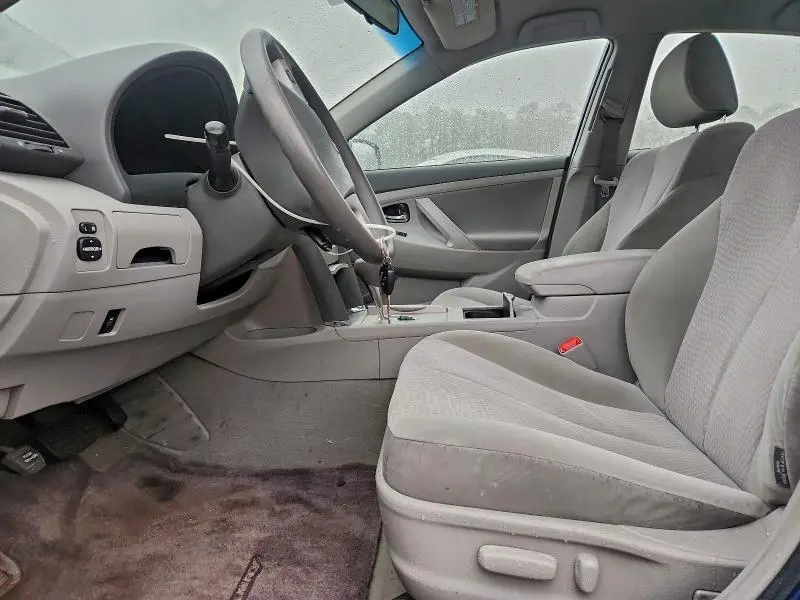 2011 TOYOTA CAMRY BASE  