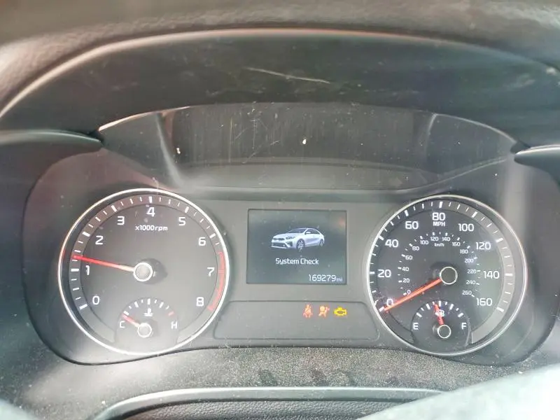 2021 KIA FORTE LXS  