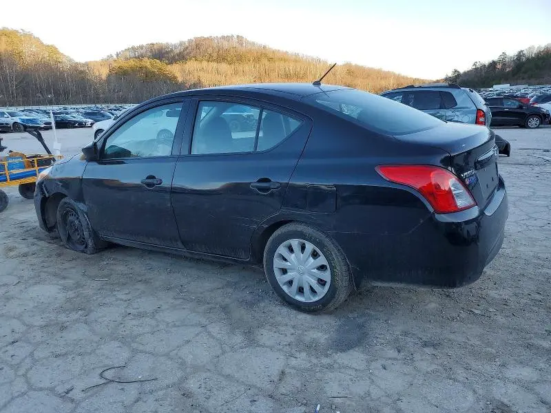 2017 NISSAN VERSA S  