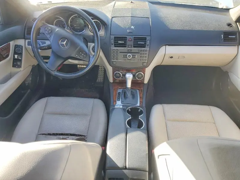 2010 MERCEDES-BENZ C 300  