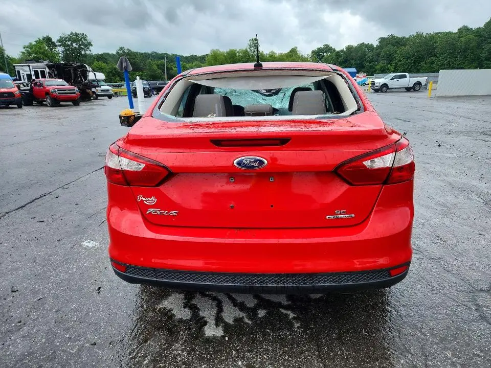 2014 FORD FOCUS SE  