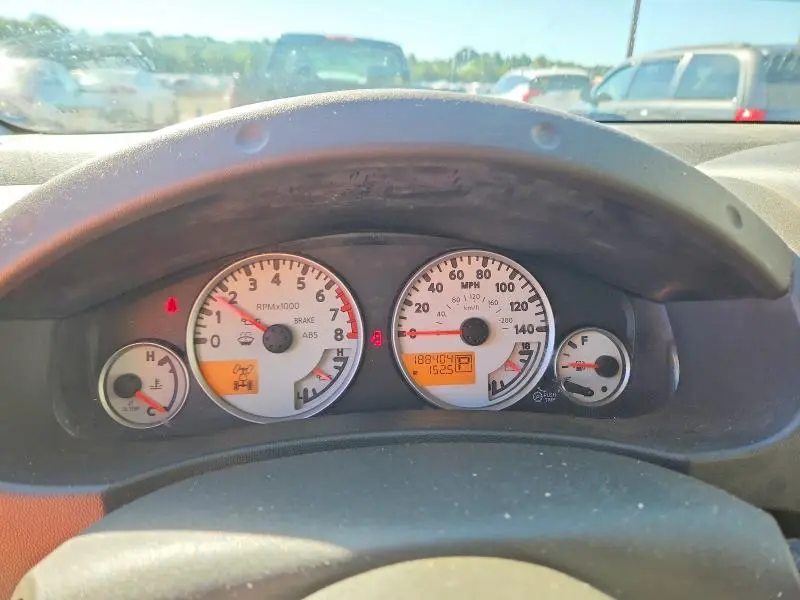 2011 NISSAN FRONTIER   