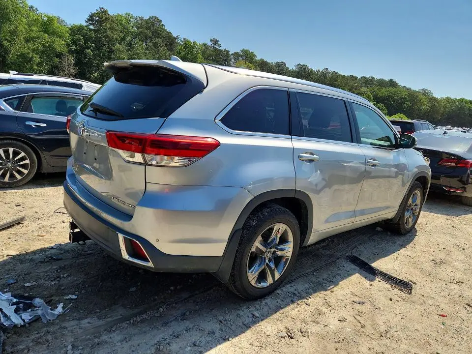 2019 TOYOTA HIGHLANDER LIMITED PLATINUM  