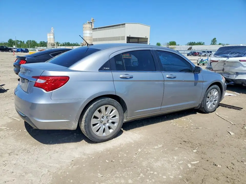 2014 CHRYSLER 200 LX  