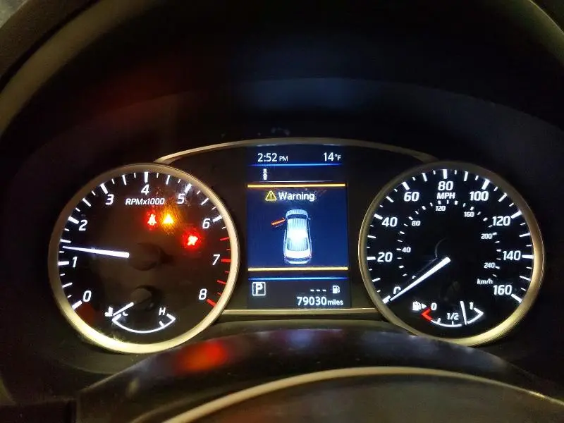 2019 NISSAN SENTRA SV  