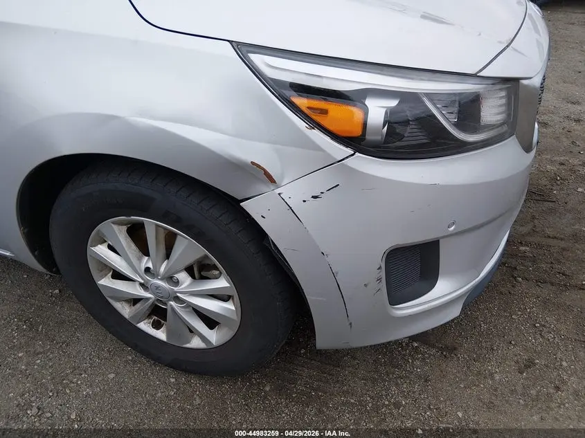2018 KIA SEDONA LX
