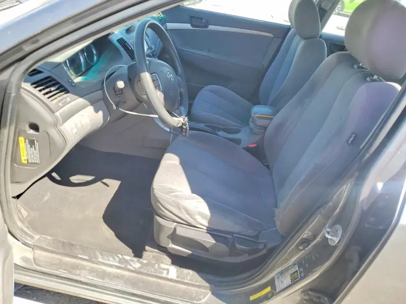 2010 HYUNDAI SONATA GLS  