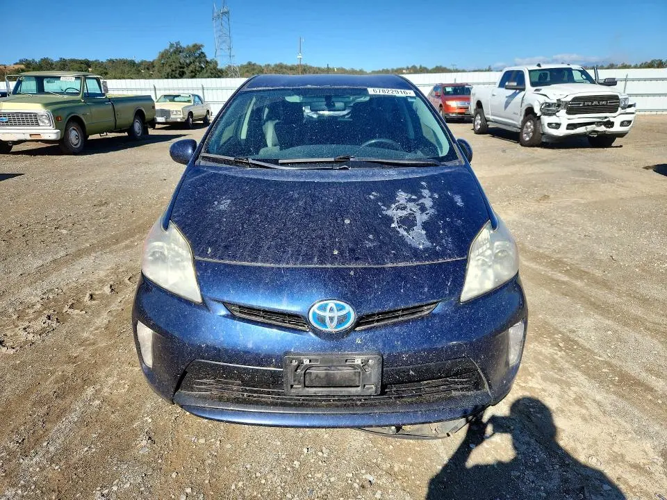 2012 TOYOTA PRIUS THREE  