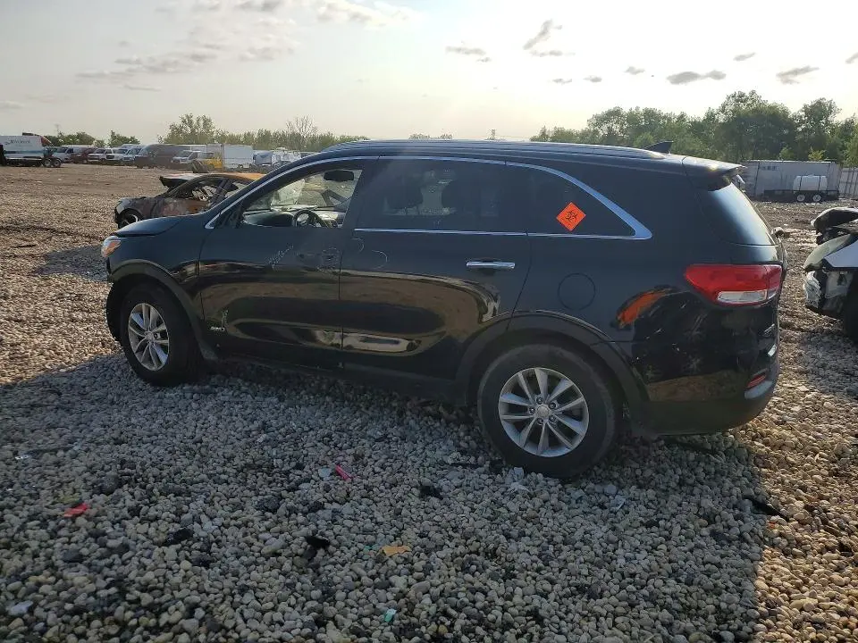 2018 KIA SORENTO LX  