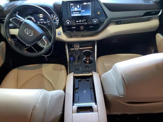 2021 TOYOTA HIGHLANDER HYBRID XLE  