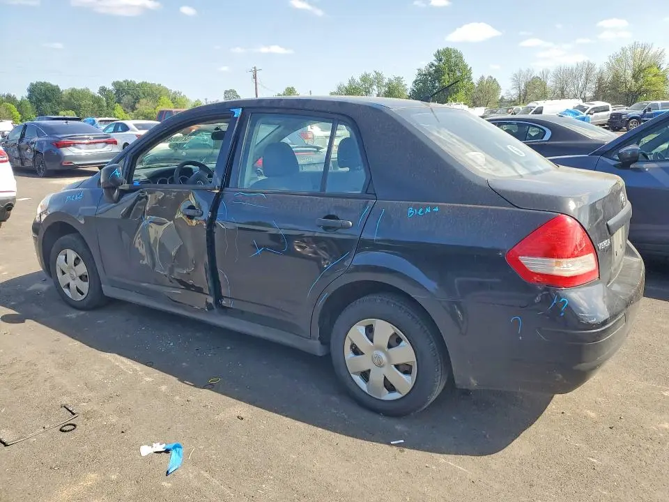 2011 NISSAN VERSA 1.6 BASE  