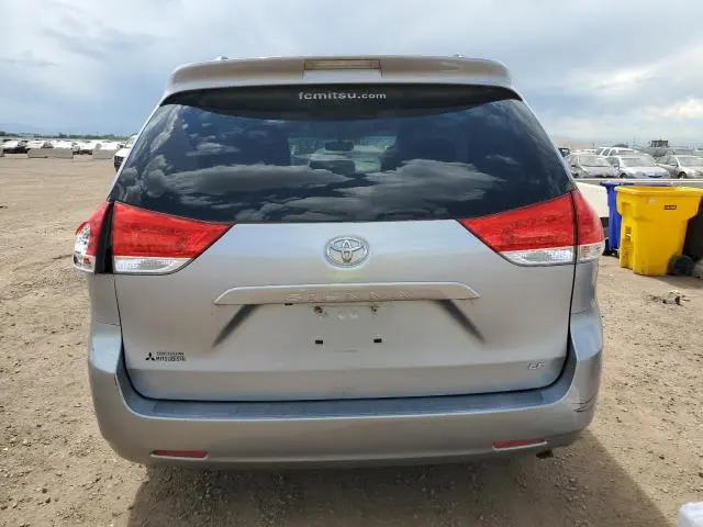 2011 TOYOTA SIENNA LE  