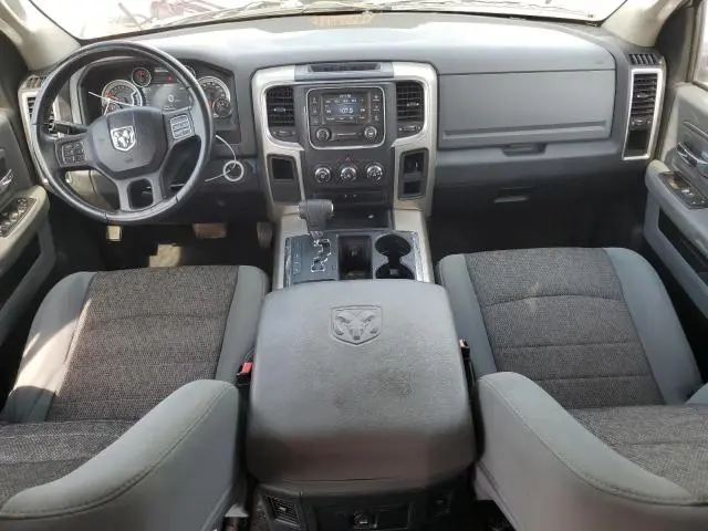 2013 RAM 1500 SLT  