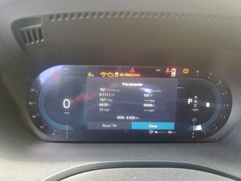 2025 VOLVO XC60 PLUS  
