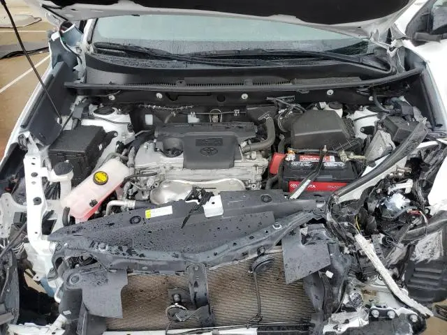 2018 TOYOTA RAV4 SE  