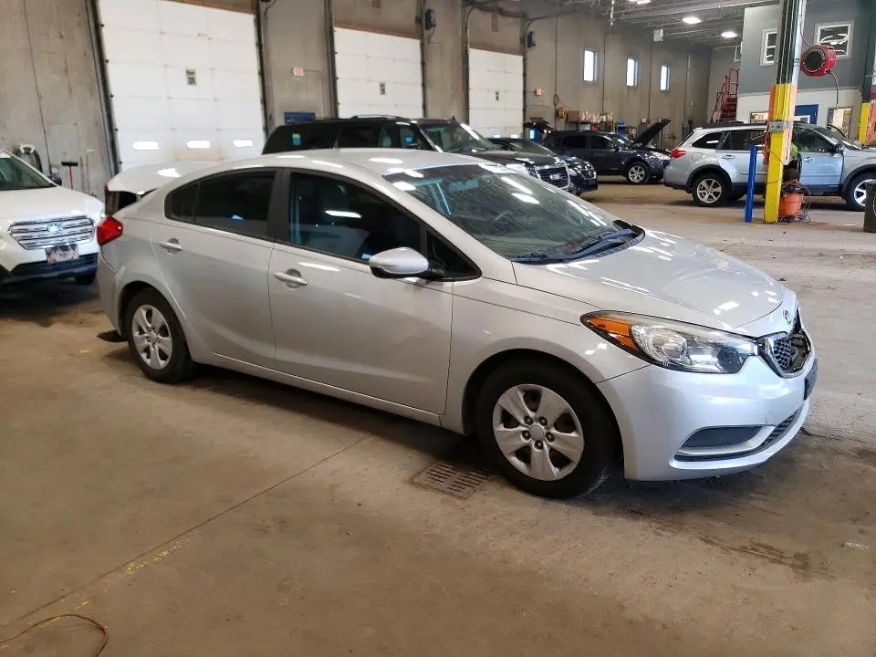 2016 KIA FORTE LX  