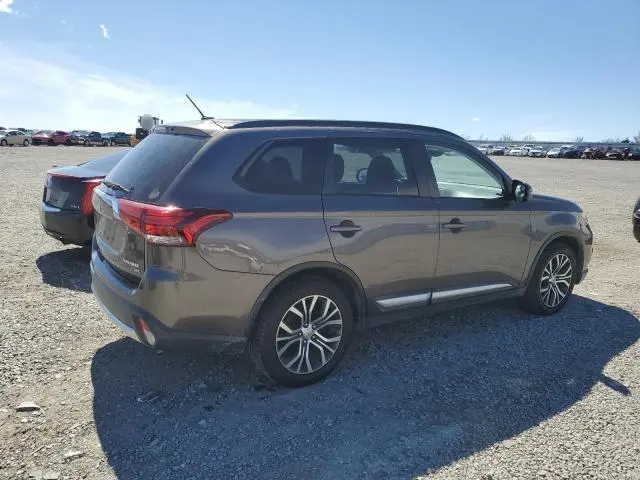 2016 MITSUBISHI OUTLANDER SE