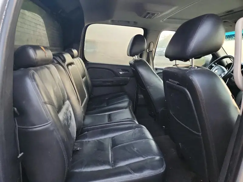 2011 CHEVROLET AVALANCHE LT  