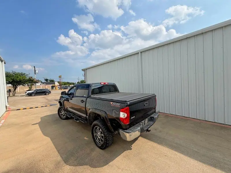 2015 TOYOTA TUNDRA SR5  