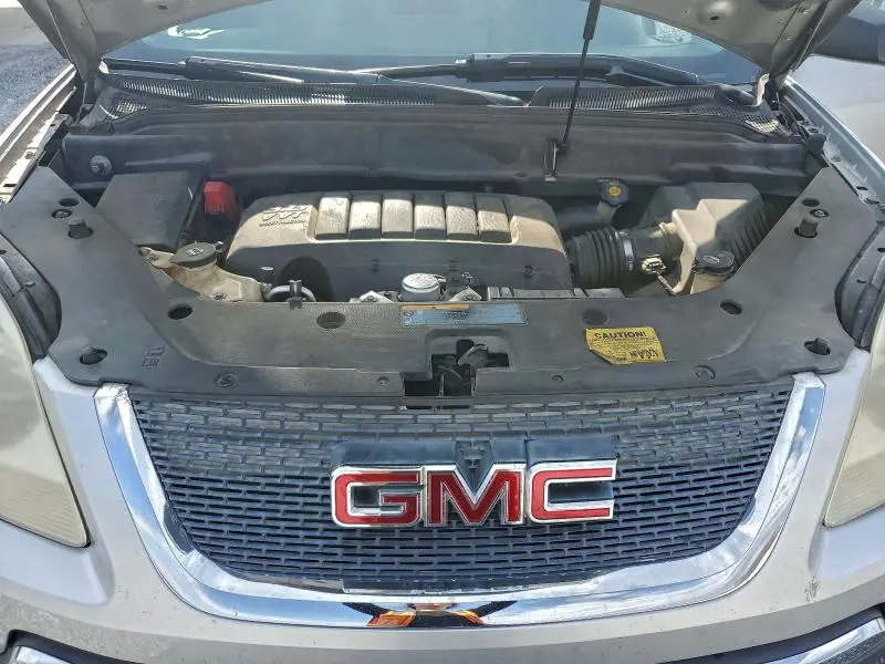 2011 GMC ACADIA SLE  