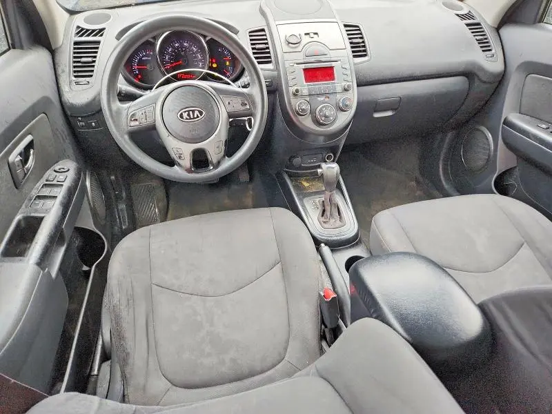 2011 KIA SOUL +  