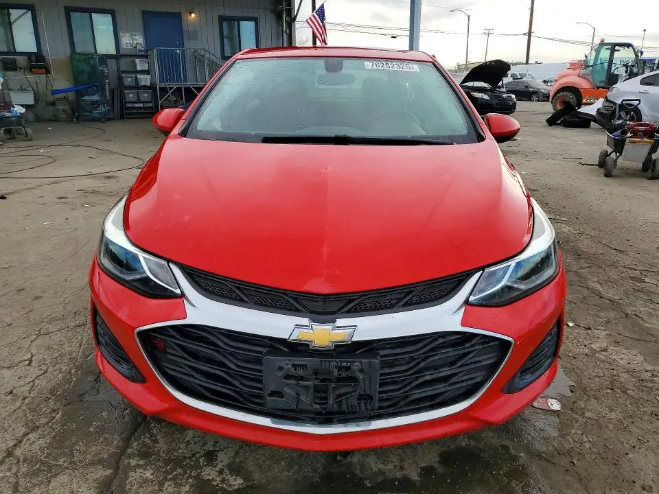 2019 CHEVROLET CRUZE LT  