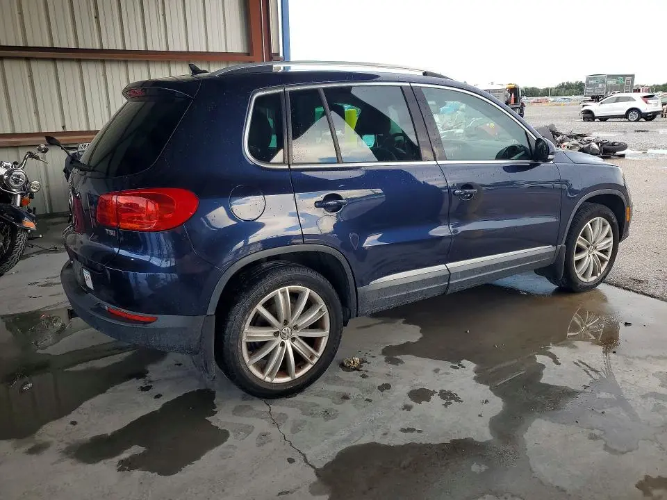 2016 VOLKSWAGEN TIGUAN S  