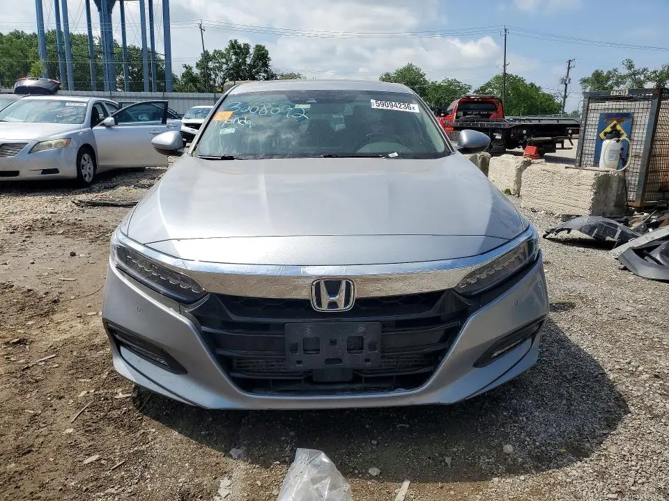 2018 HONDA ACCORD TOURING  