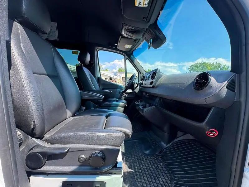 2024 MERCEDES-BENZ SPRINTER 2500  