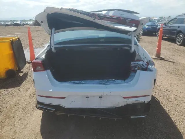 2022 KIA K5 GT LINE  