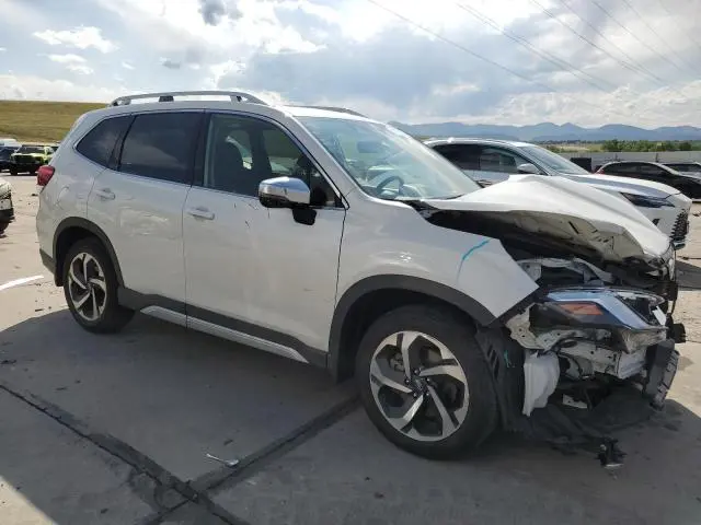 2022 SUBARU FORESTER TOURING  