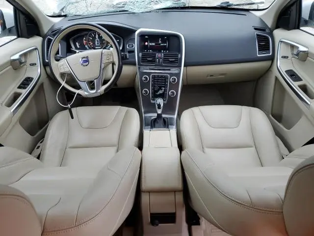 2015 VOLVO XC60 T6 PREMIER  