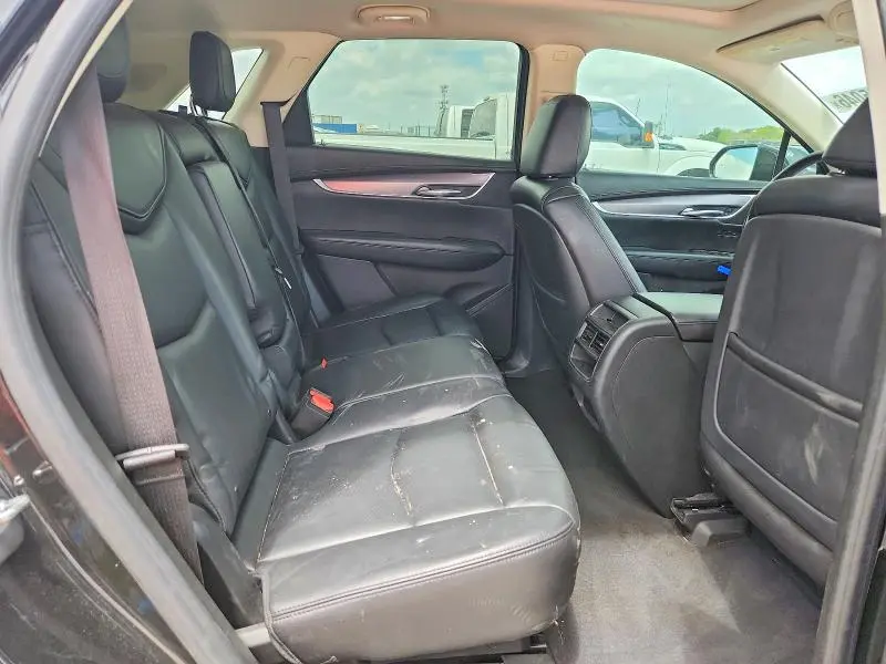 2018 CADILLAC XT5 LUXURY  