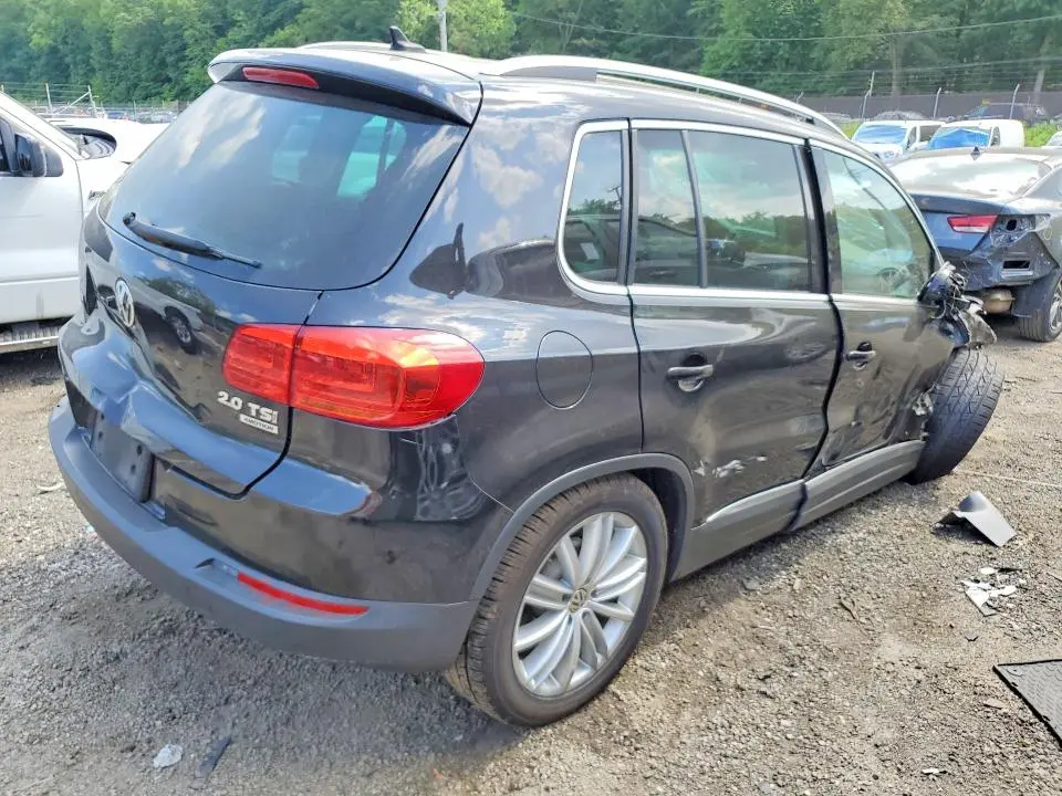 2015 VOLKSWAGEN TIGUAN S  