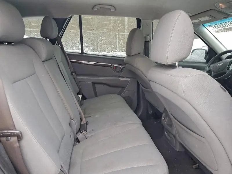 2012 HYUNDAI SANTA FE GLS  