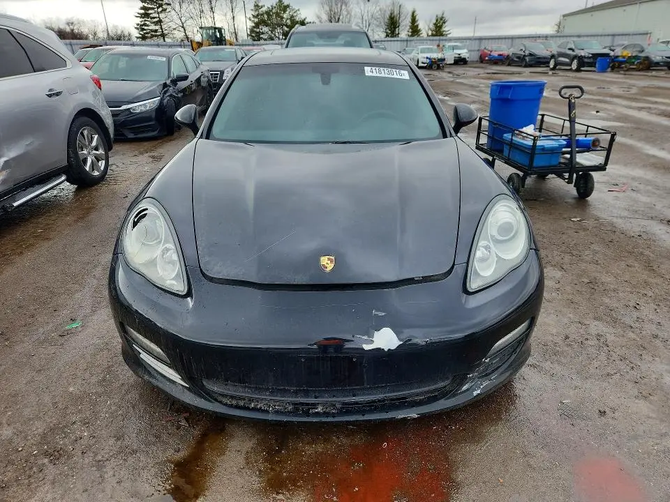 2011 PORSCHE PANAMERA 2  