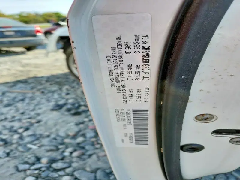 2010 DODGE CHALLENGER SE  