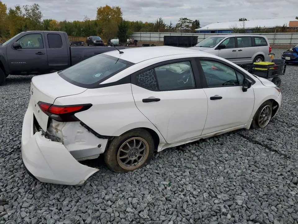 2020 NISSAN VERSA S  