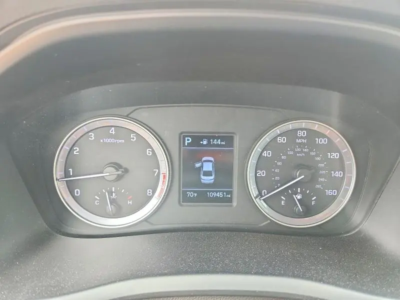 2019 HYUNDAI SONATA SE  