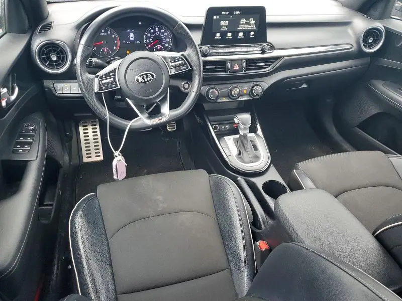 2021 KIA FORTE GT LINE  