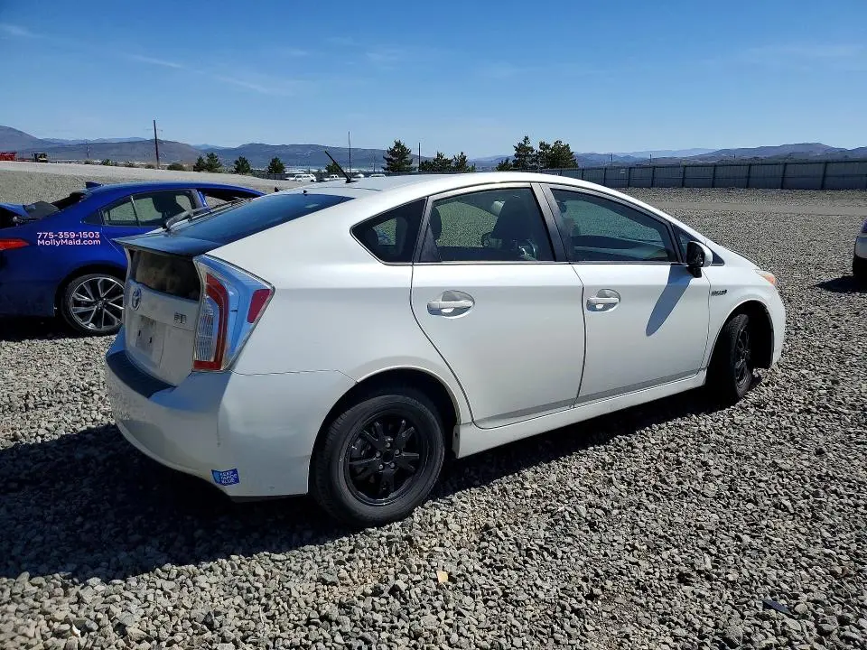 2015 TOYOTA PRIUS TWO  