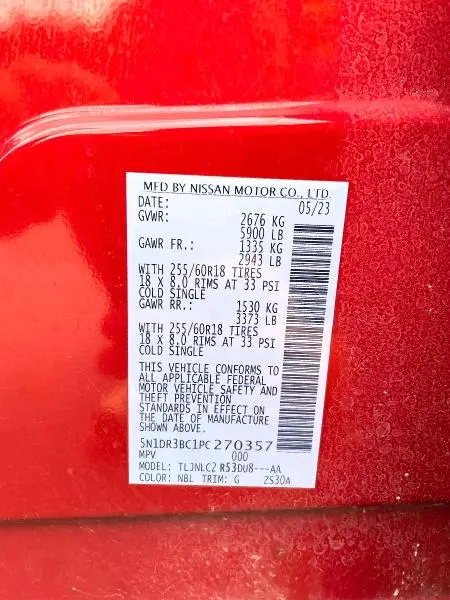 2023 NISSAN PATHFINDER SV  