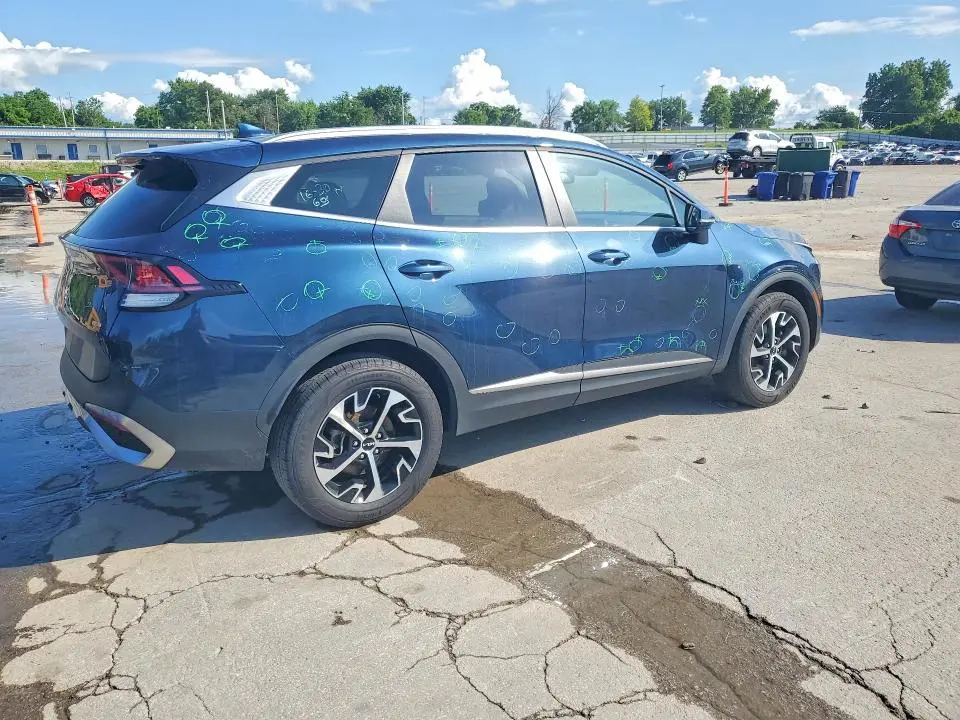 2024 KIA SPORTAGE EX  