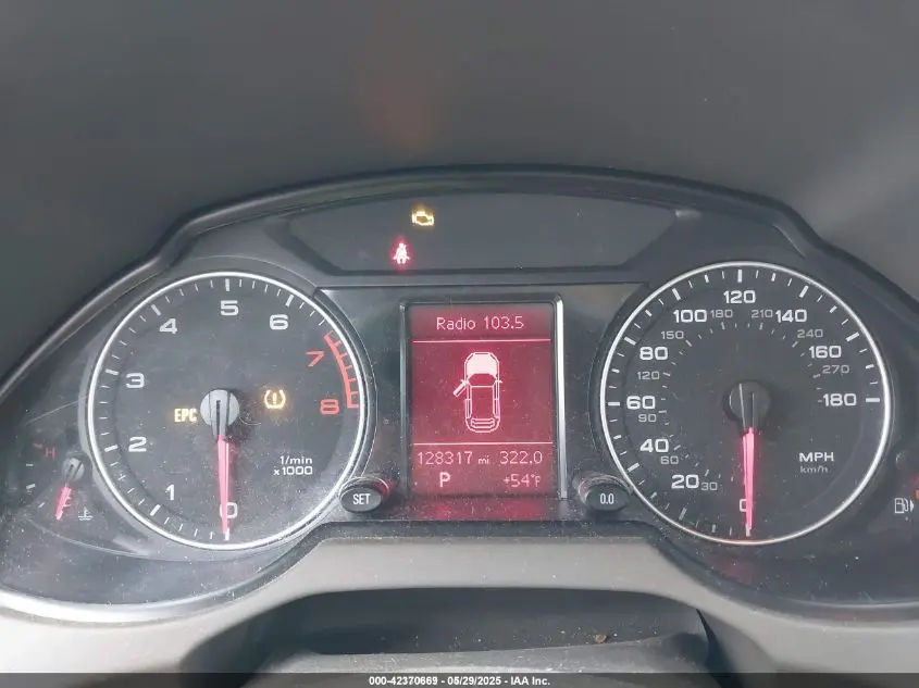 2011 AUDI Q5 2.0T PREMIUM