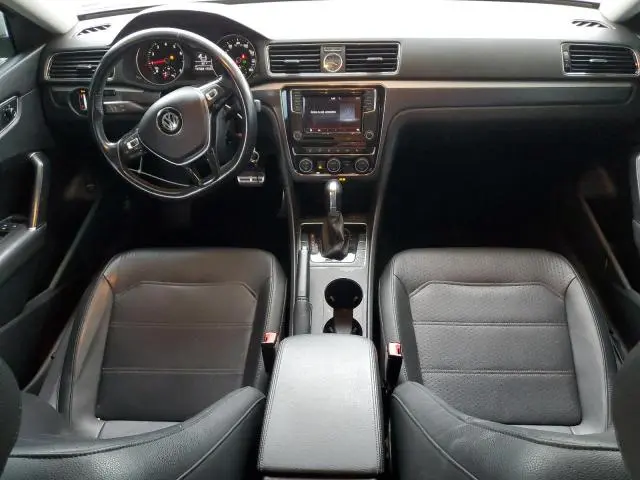 2017 VOLKSWAGEN PASSAT R-LINE  