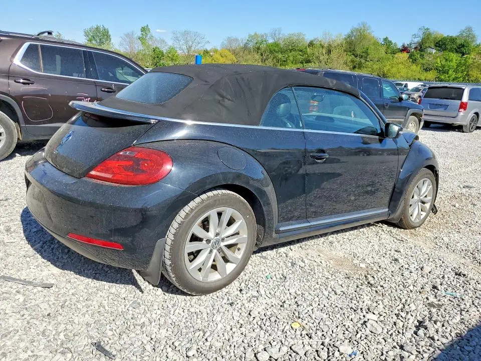 2013 VOLKSWAGEN BEETLE   