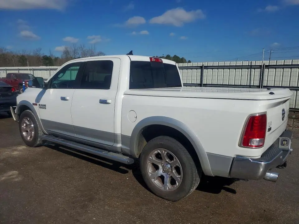 2015 RAM 1500 LARAMIE  